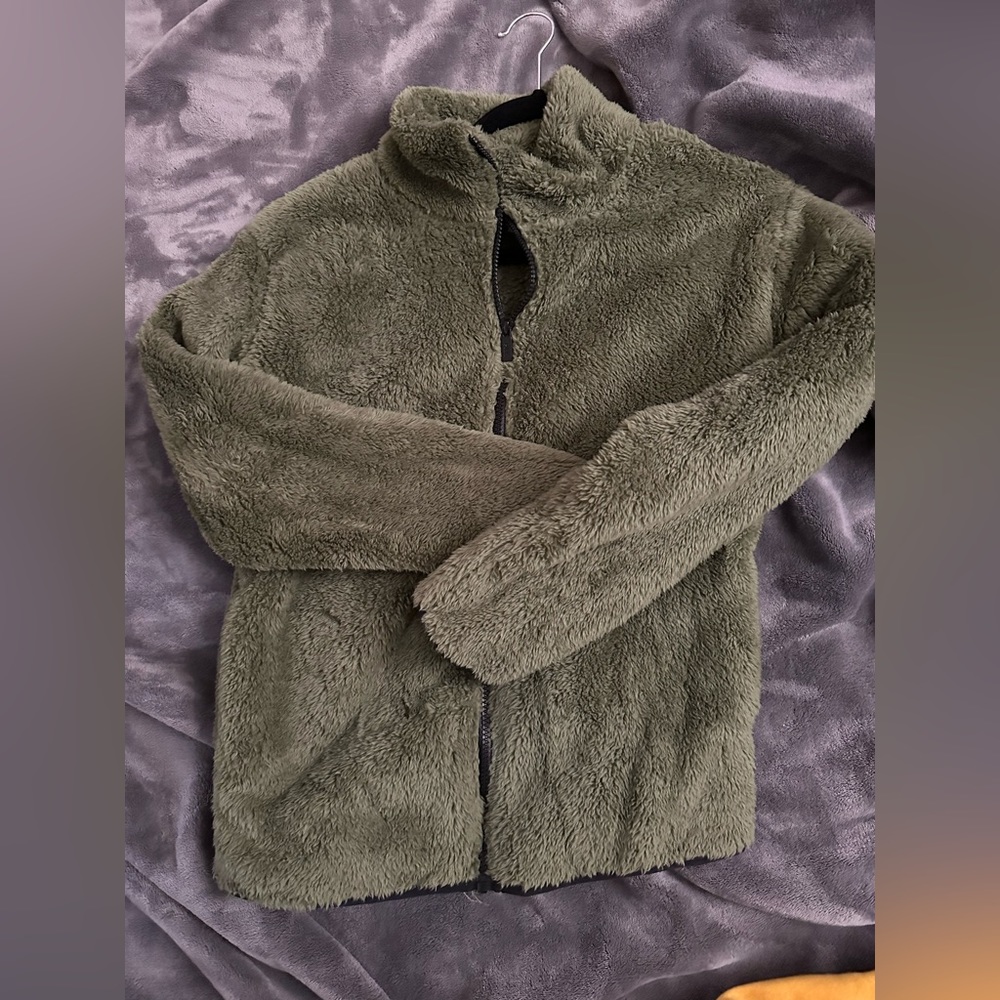 Victoria’s Secret PINK Sherpa zip up